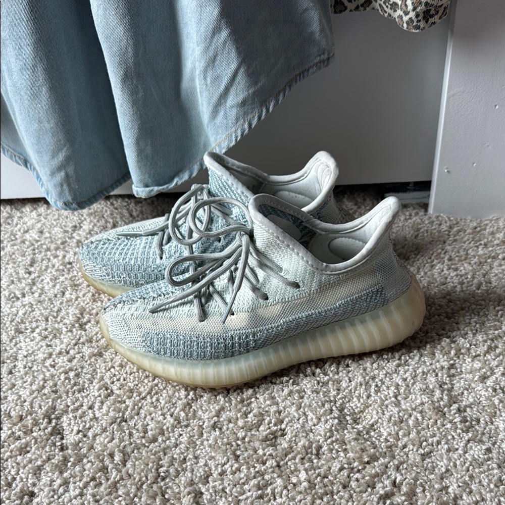 Adidas yeezys